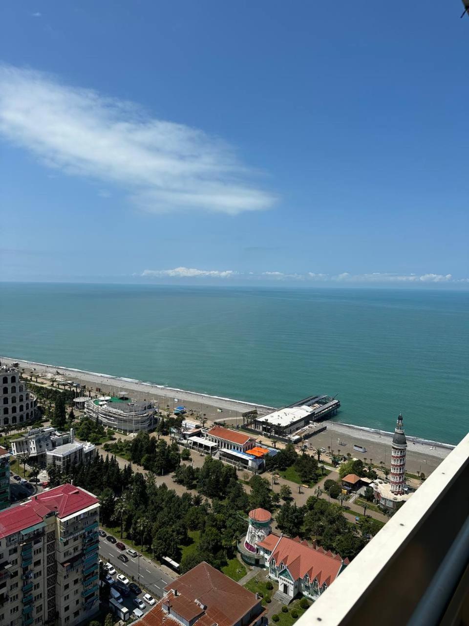 Black Sea Batumi Hotel Orbi City Exterior photo